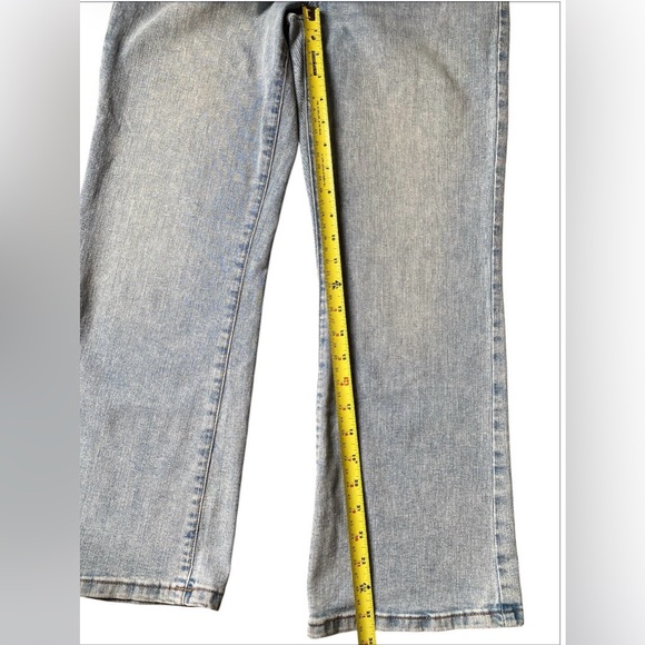 Banana Republic Light Wash Cropped Bootcut Jeans Size 26 - Picture 5 of 11